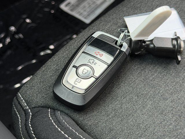 New 2026 Avalanche Gray Ford GT image 38