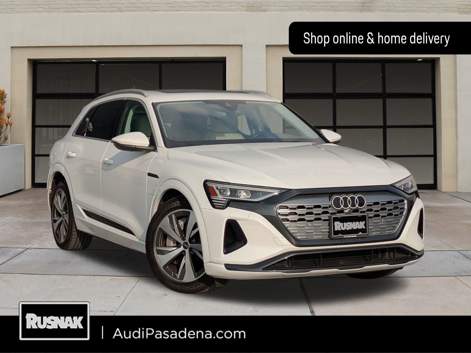 2024 Audi Q8 e-tron quattro Premium AWD