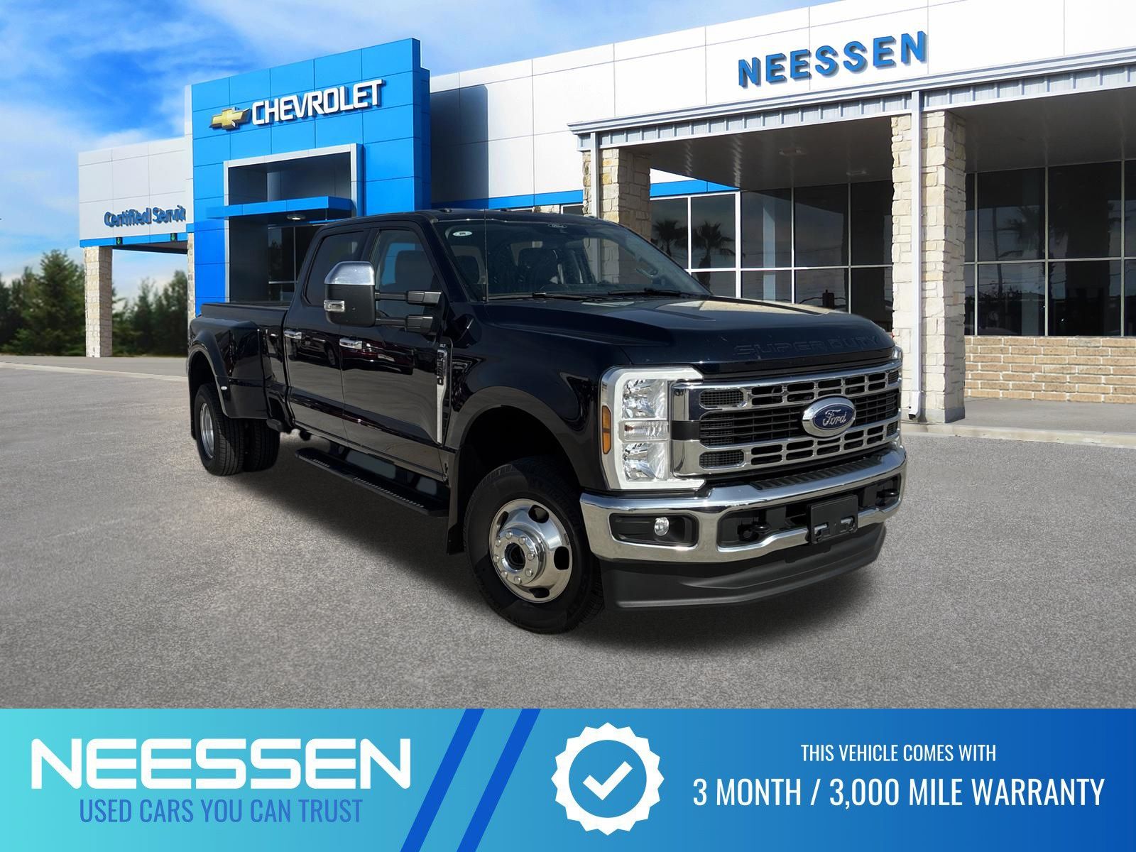  2025 Ford F-350 Super Duty XLT Crew Cab LB DRW 4WD   
