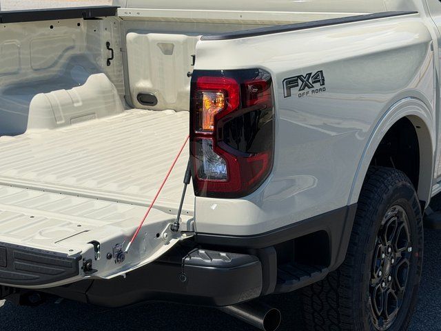 New 2026 Desert Sand Ford XLT image 15