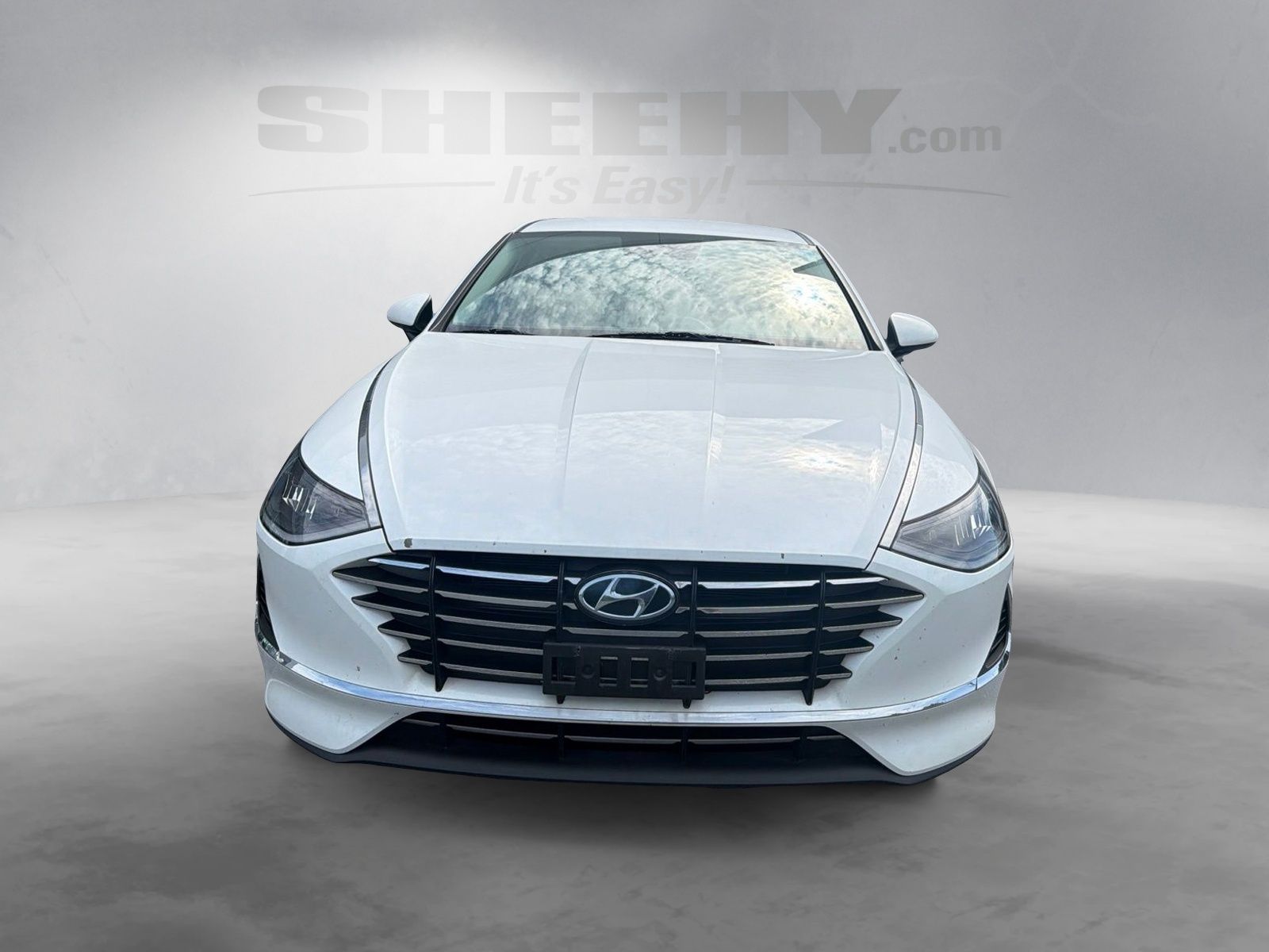 Used 2020 Quartz White Hyundai SE image 17
