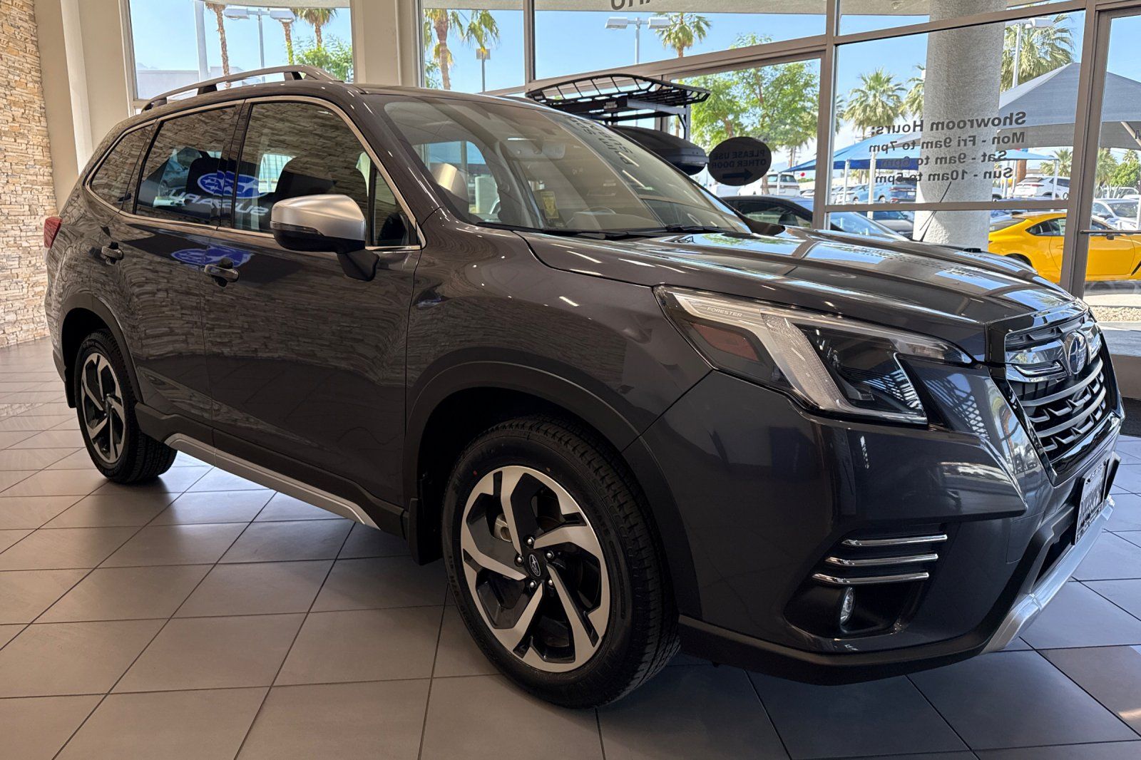 View vehicle photo 7