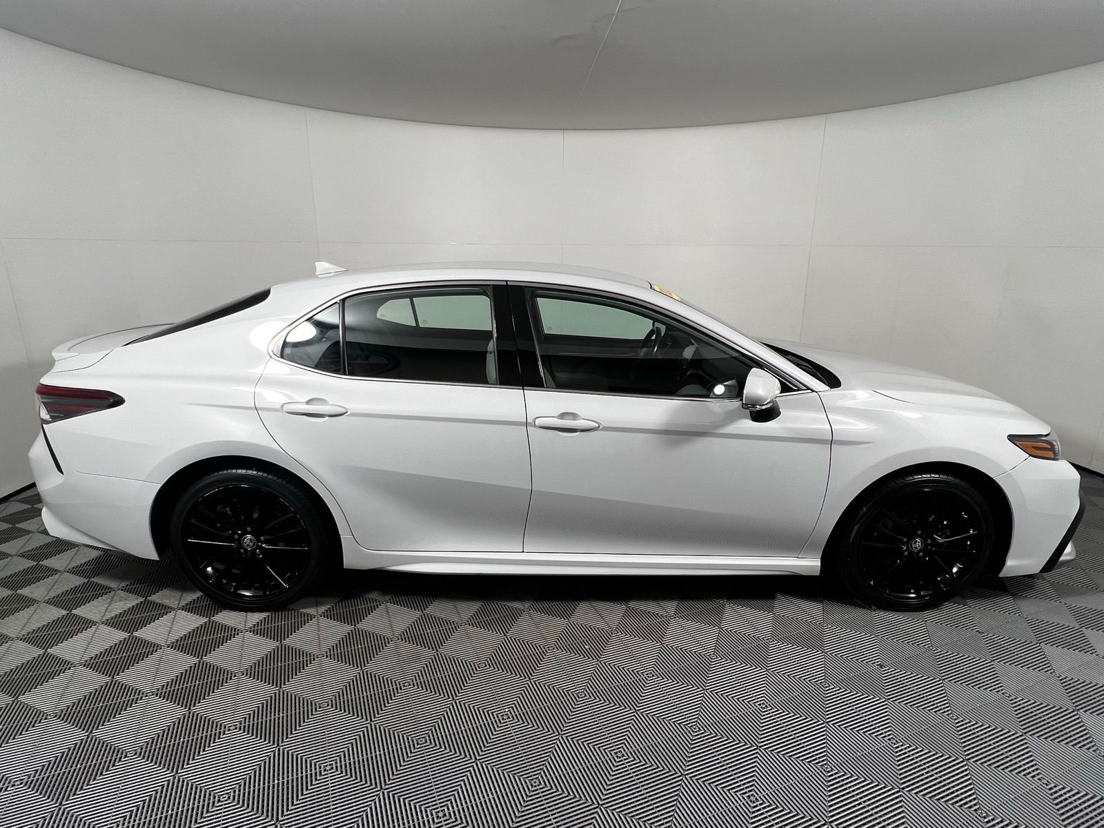 Thumbnail: 2024 Toyota Camry - 4