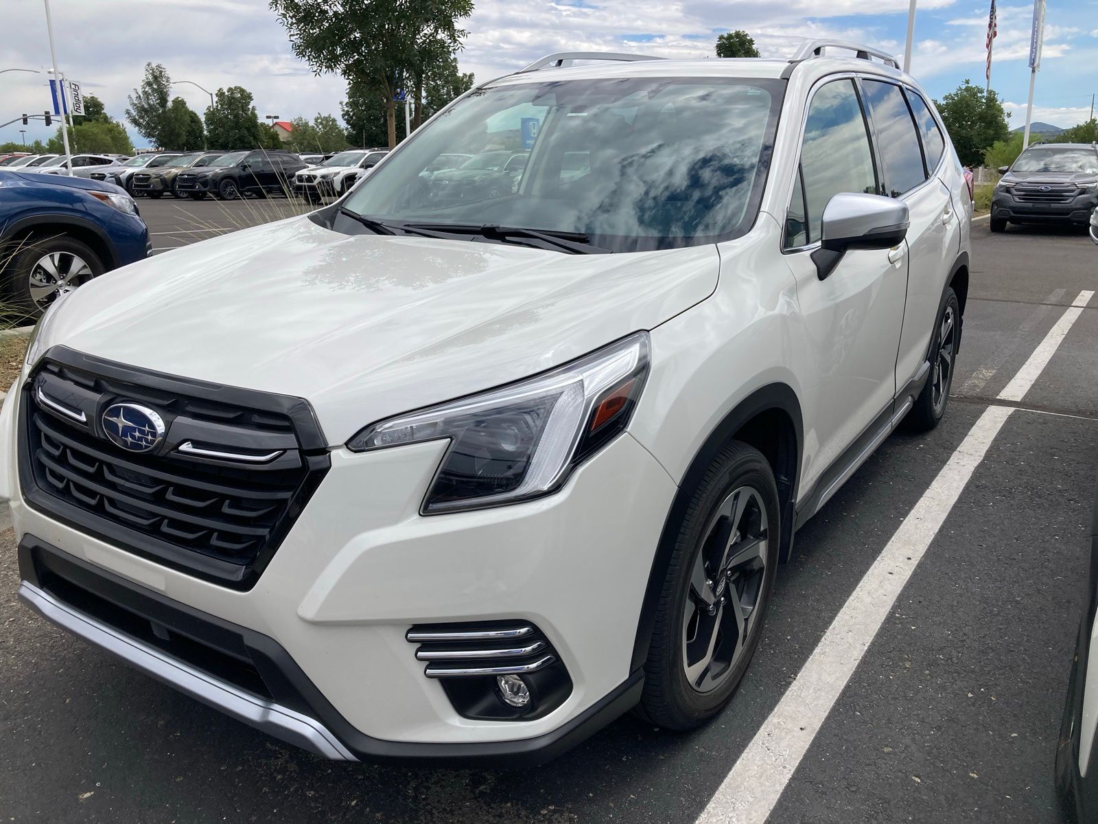 2023 Subaru Forester Touring 3