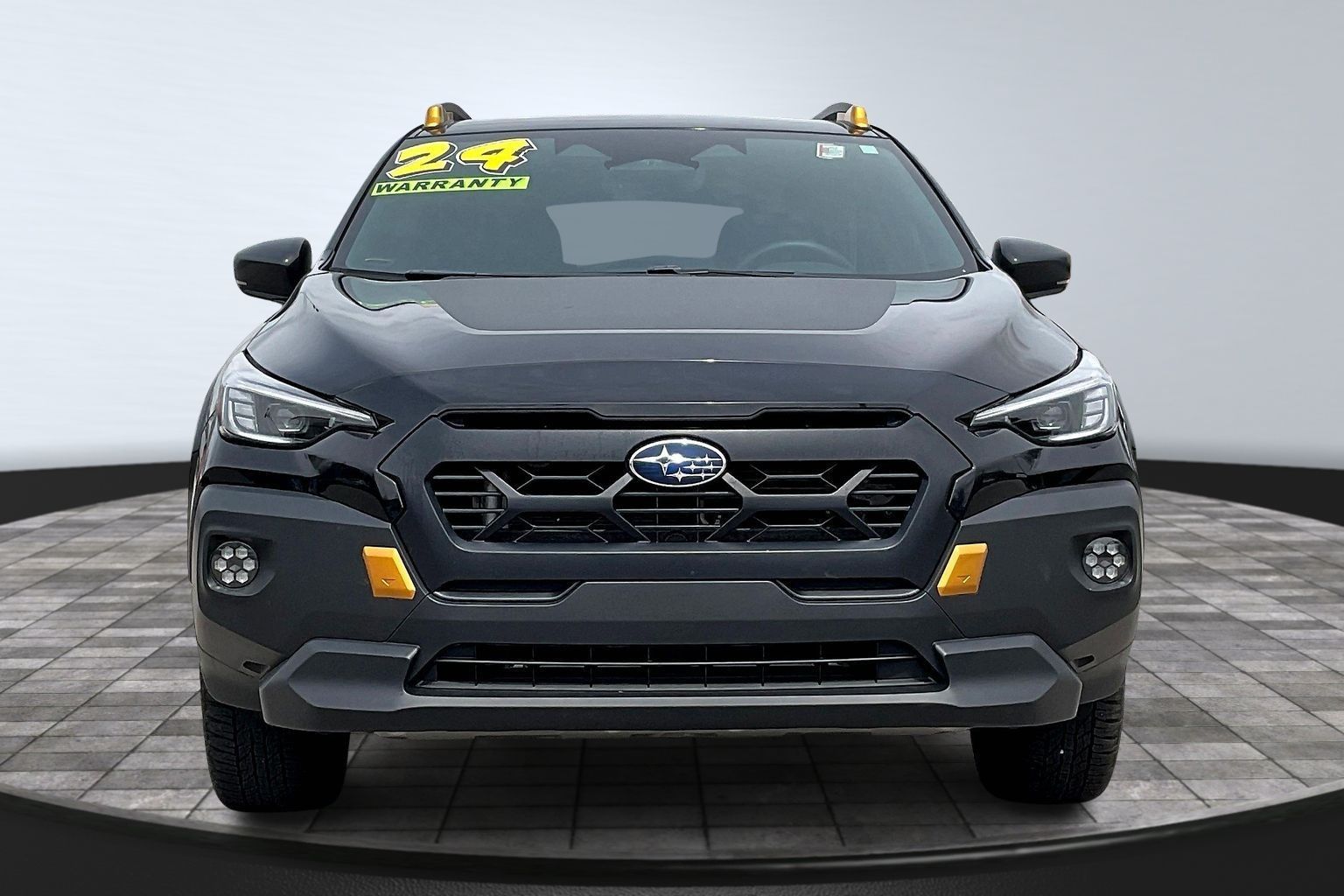 View vehicle photo 3