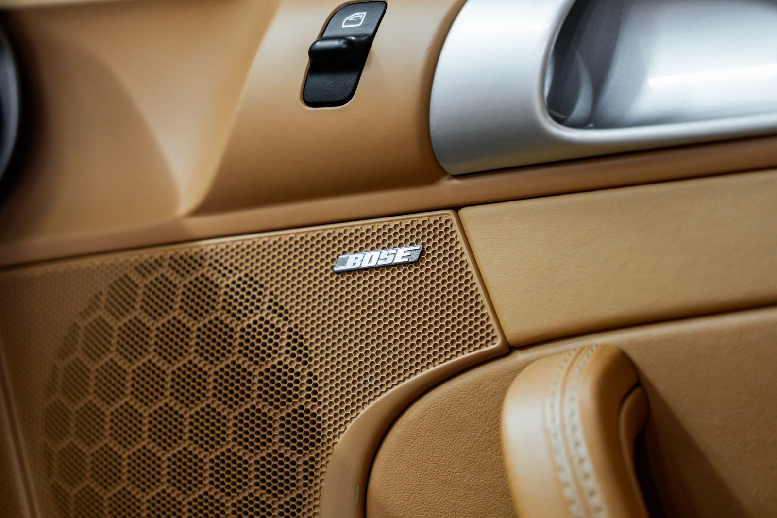 2005 Porsche 911 Carrera — photo 16