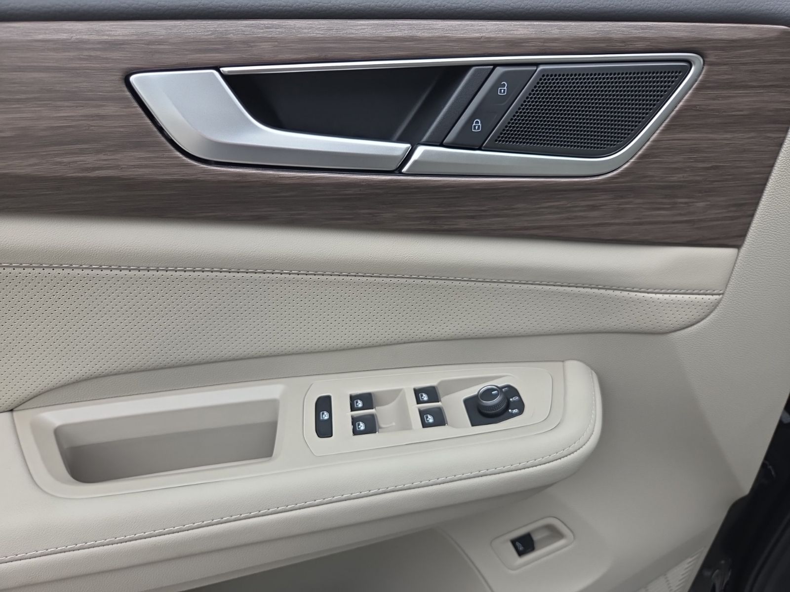 new 2026 Volkswagen Atlas car, priced at $48,793