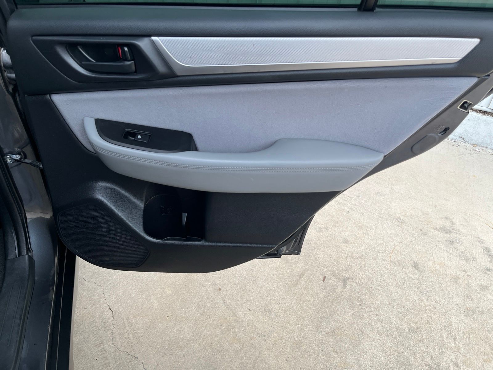 Used Car 2018 Subaru Outback  2.5i For Sale Under $10,000 In Austin, Texas