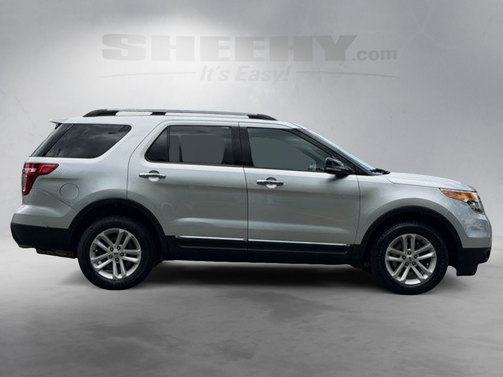 Used 2014 Silver Ford XLT image 9