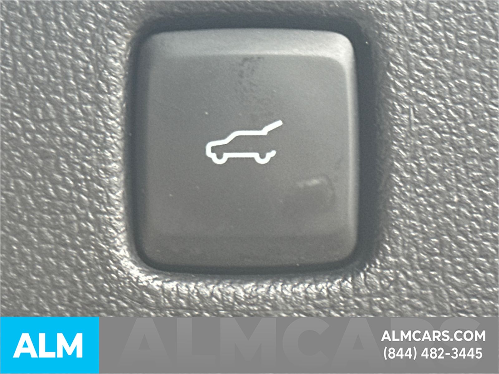 Used 2025 Gray Ford ST-Line Select image 22