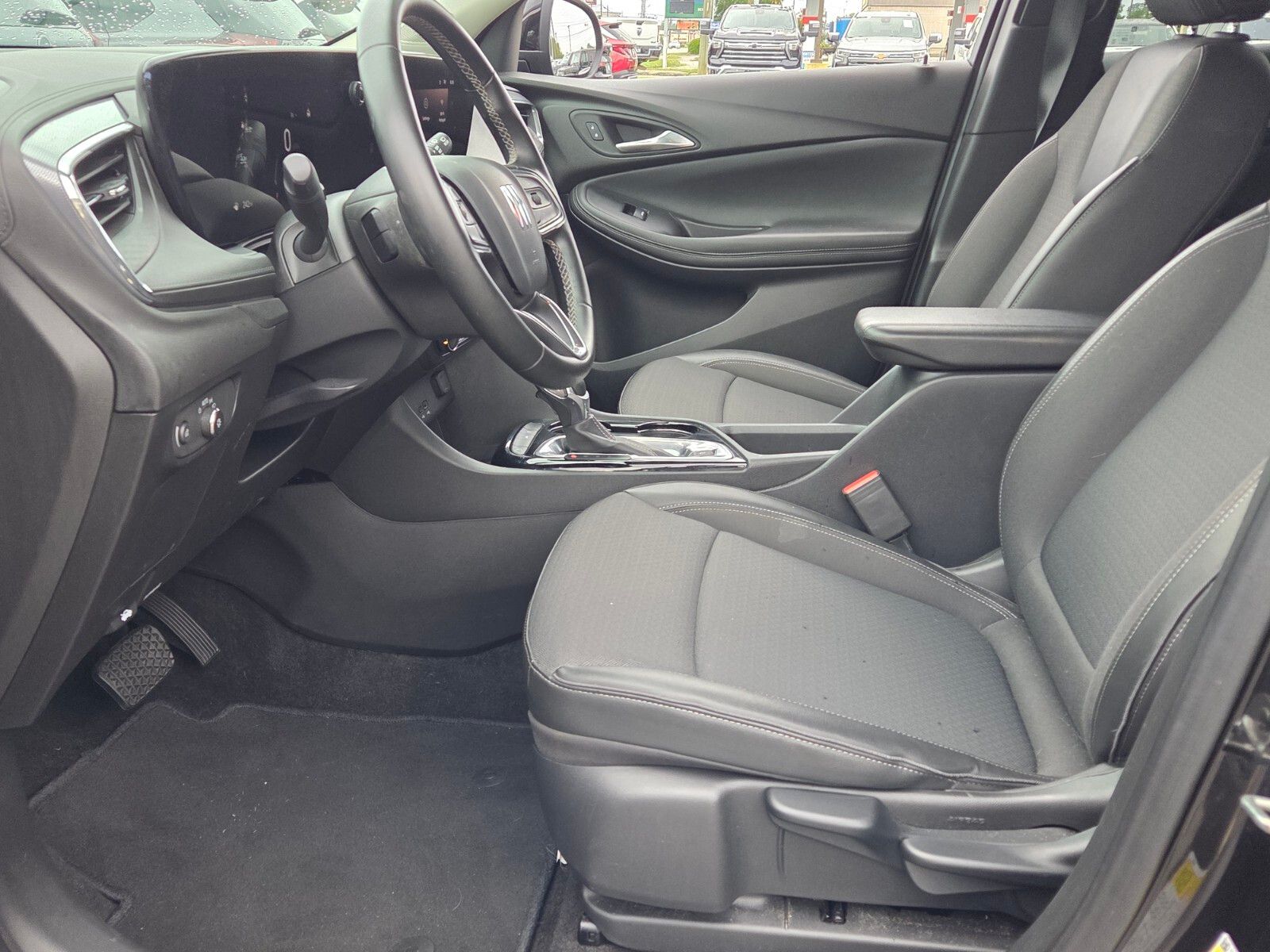 Used 2025 Black Buick Preferred image 5