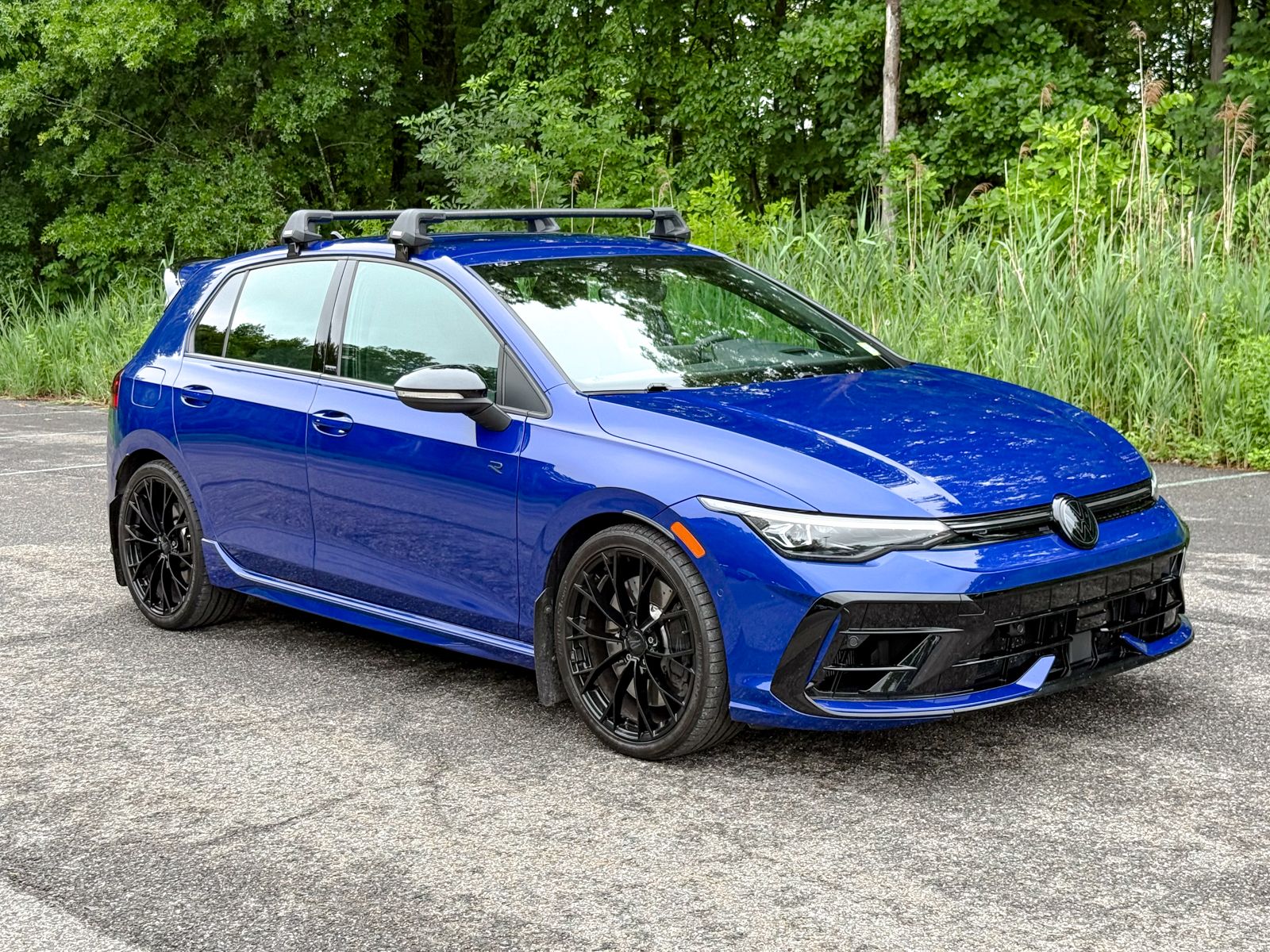 Lapiz Blue Metallic 2025 Volkswagen Golf R Hatchback All-Wheel Drive 7-Speed Dual Clutch