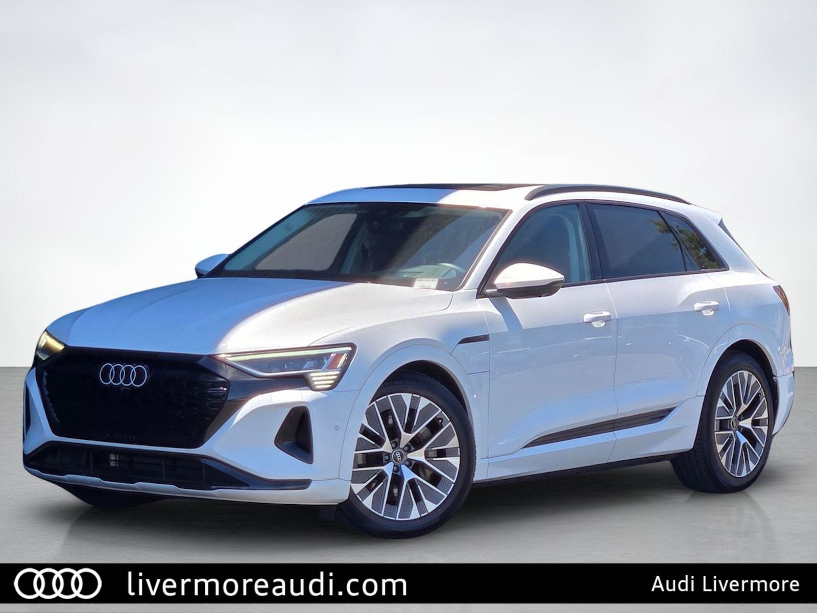 Glacier White 2024 Audi Q8 e-tron SUV / Crossover All-Wheel Drive Automatic