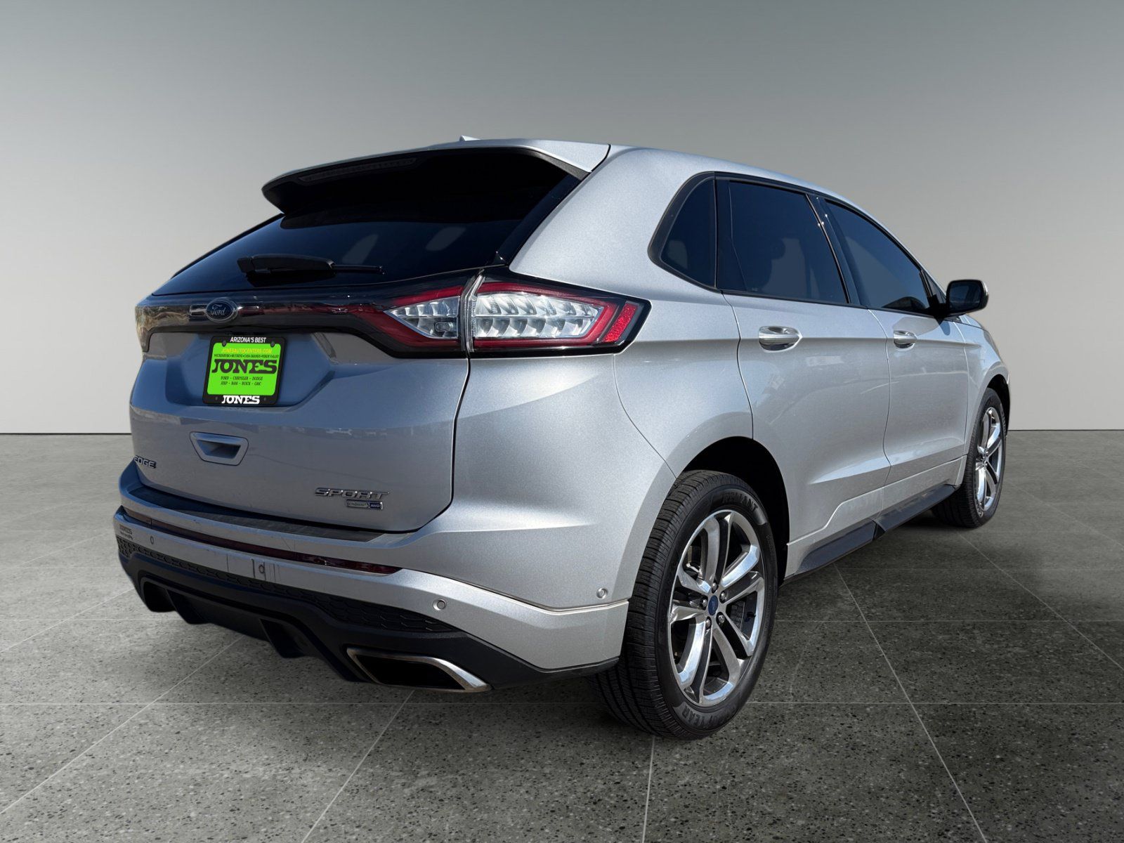 View vehicle photo 7