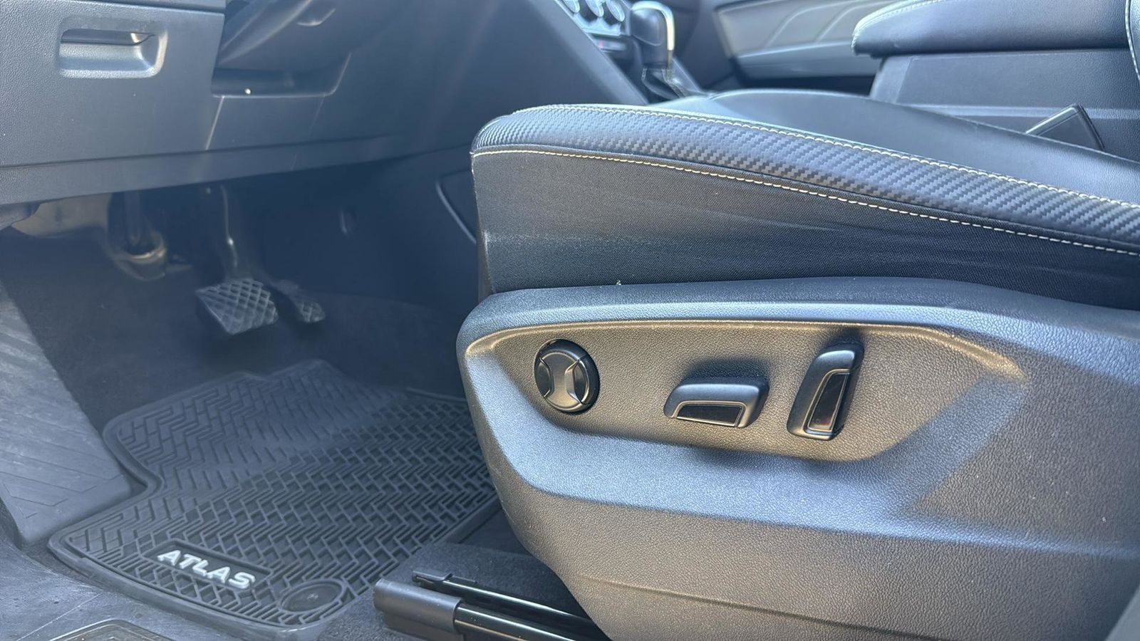 Used Car 2022 Volkswagen Atlas Cross Sport  3.6l V6 Se W/technology For Sale Under $25,000 In Austin, Texas