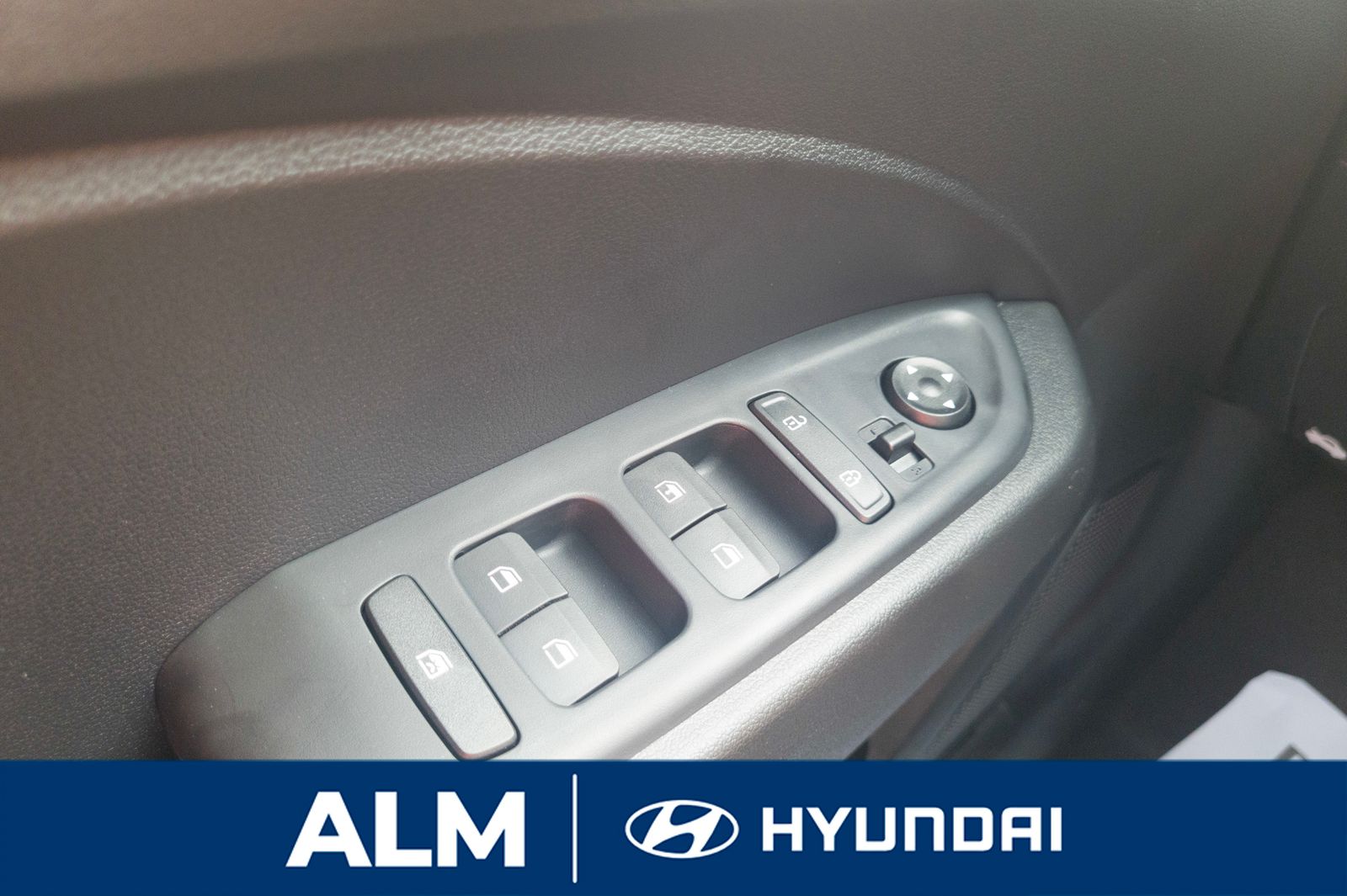 2025 Hyundai Venue SE photo 25
