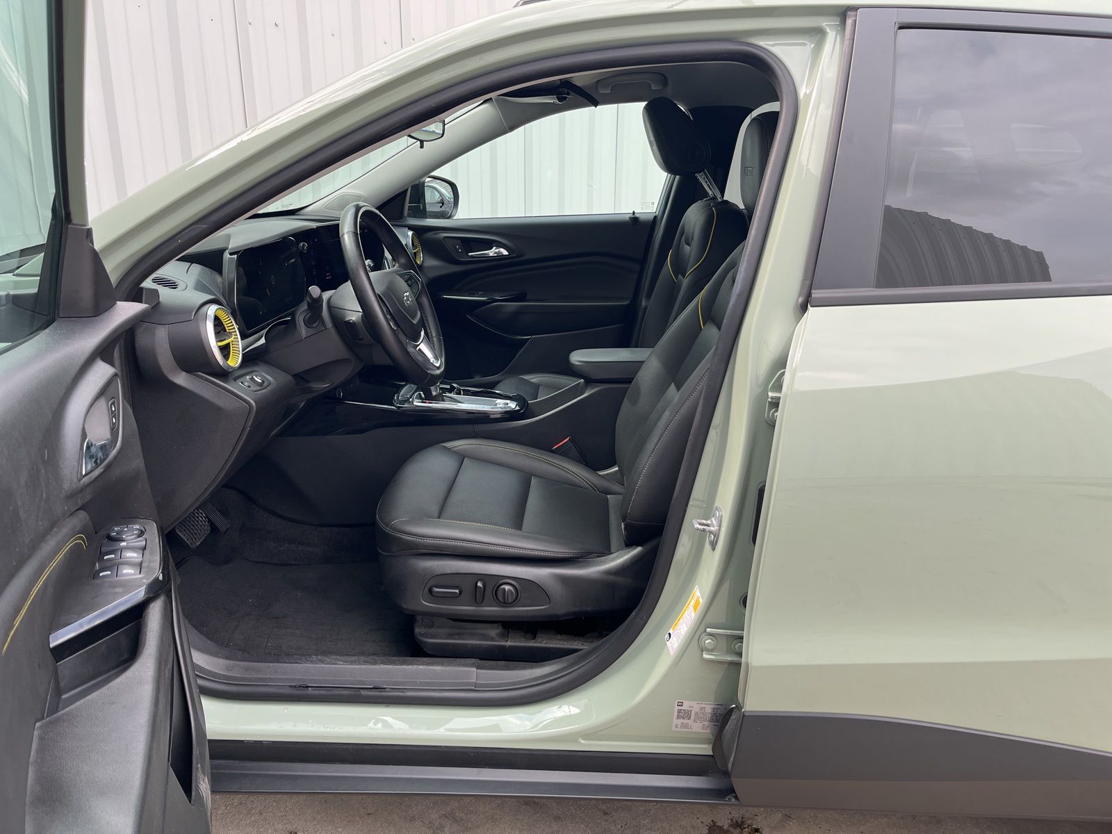 Used Car 2025 Chevrolet Trax  Activ For Sale Under $25,000 In Austin, Texas
