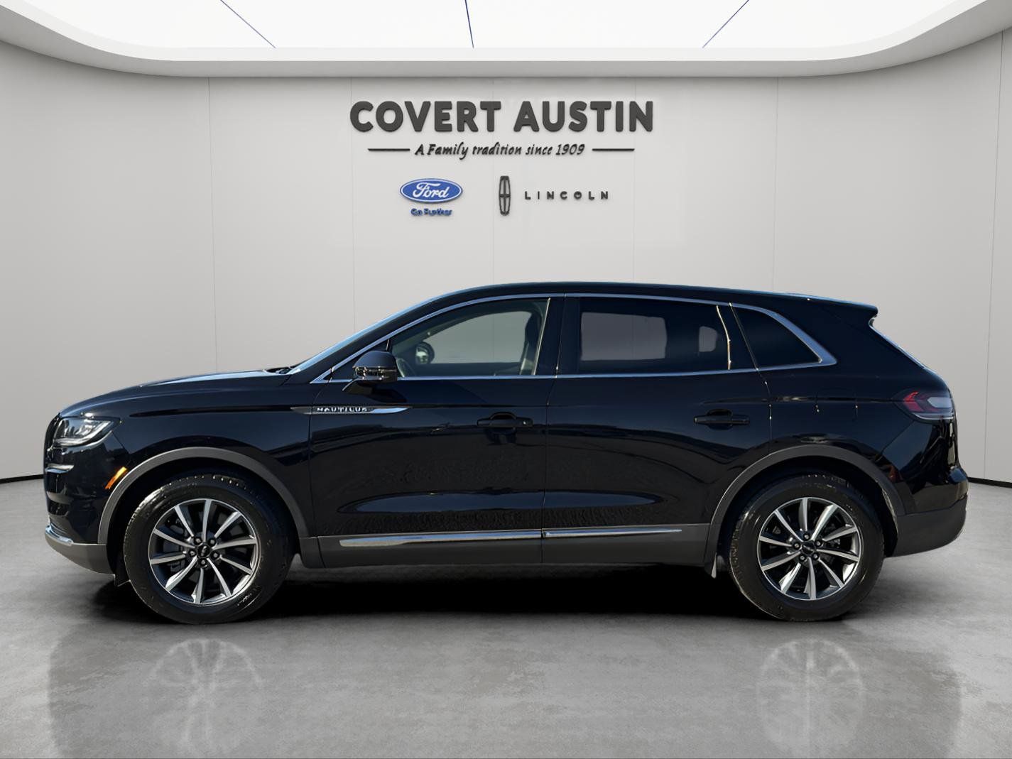Used Car 2022 Lincoln Nautilus  Standard For Sale Under $35,000 In Austin, Texas