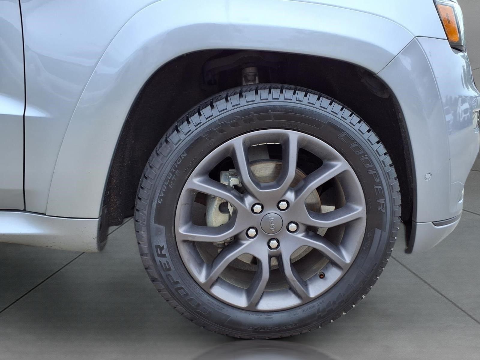 2020 Jeep Grand Cherokee High Altitude Silver at Community Toyota