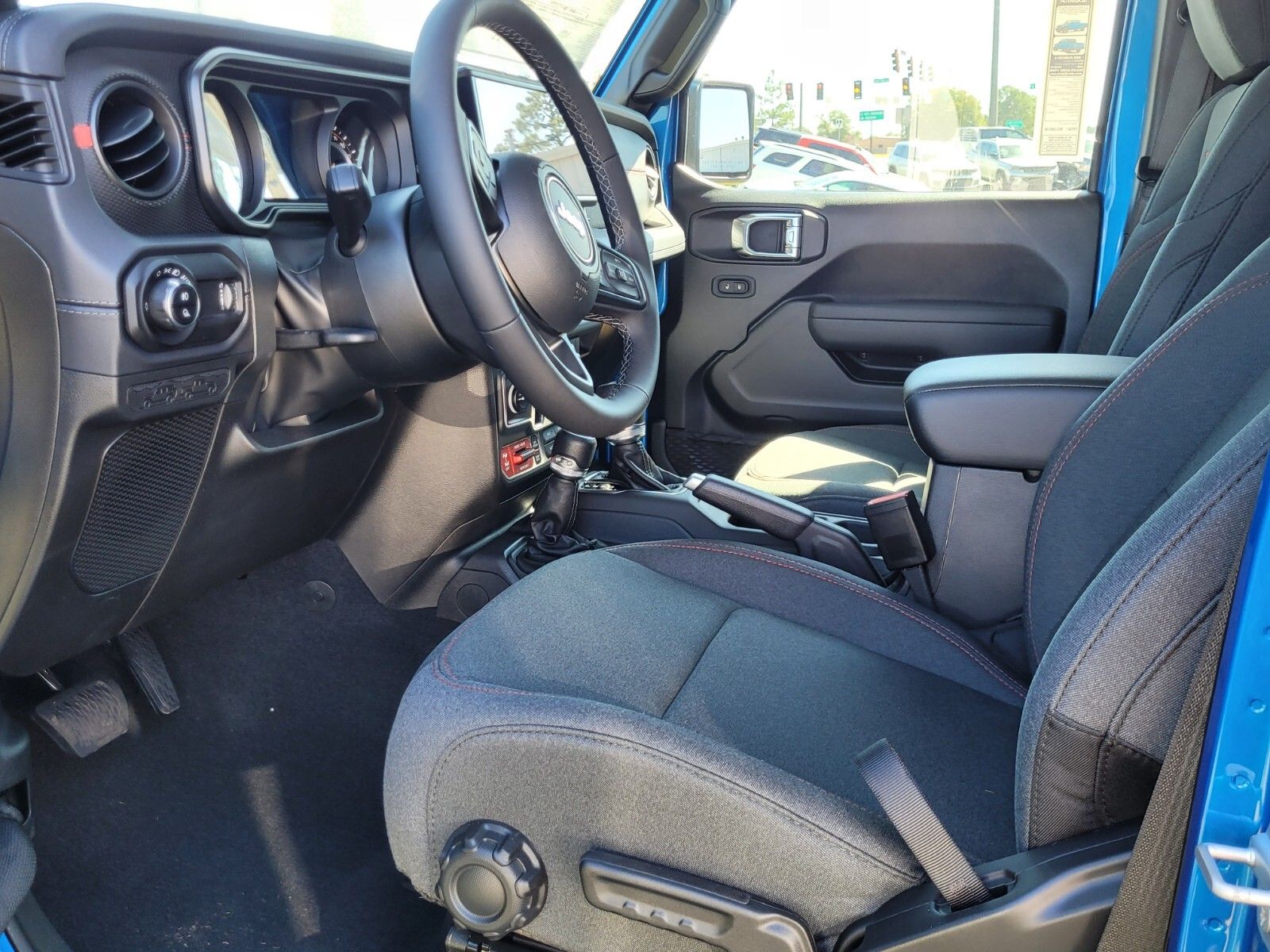 2025 Jeep Gladiator Rubicon photo 2