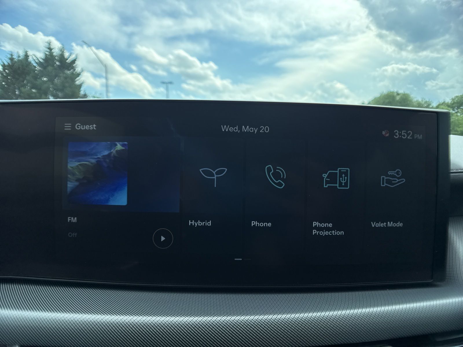 Used 2025 Red Hyundai SEL image 5