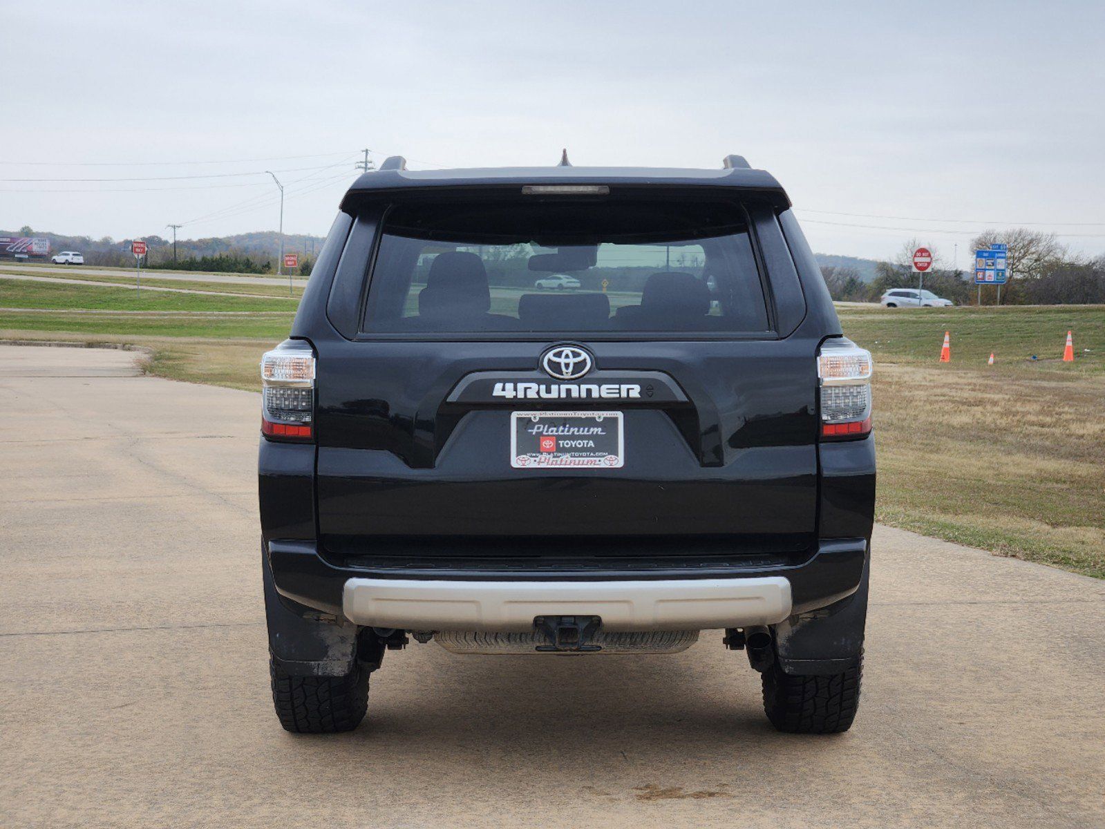 2022 Toyota 4Runner TRD Off-Road 8