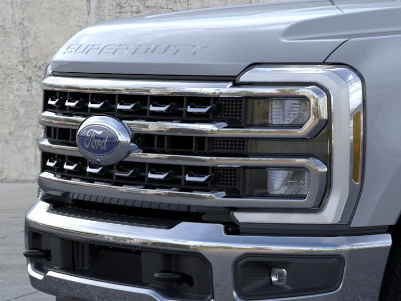New 2026 Glacier Gray Metallic Tri-Coat Ford Lariat image 17