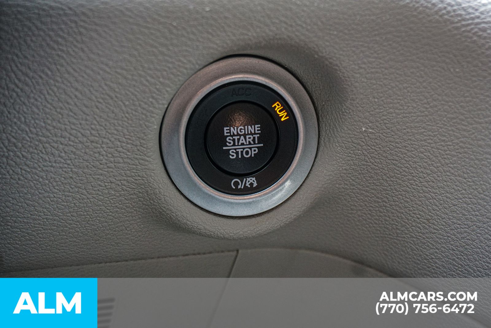 Used 2023 Silver Chrysler LX image 54