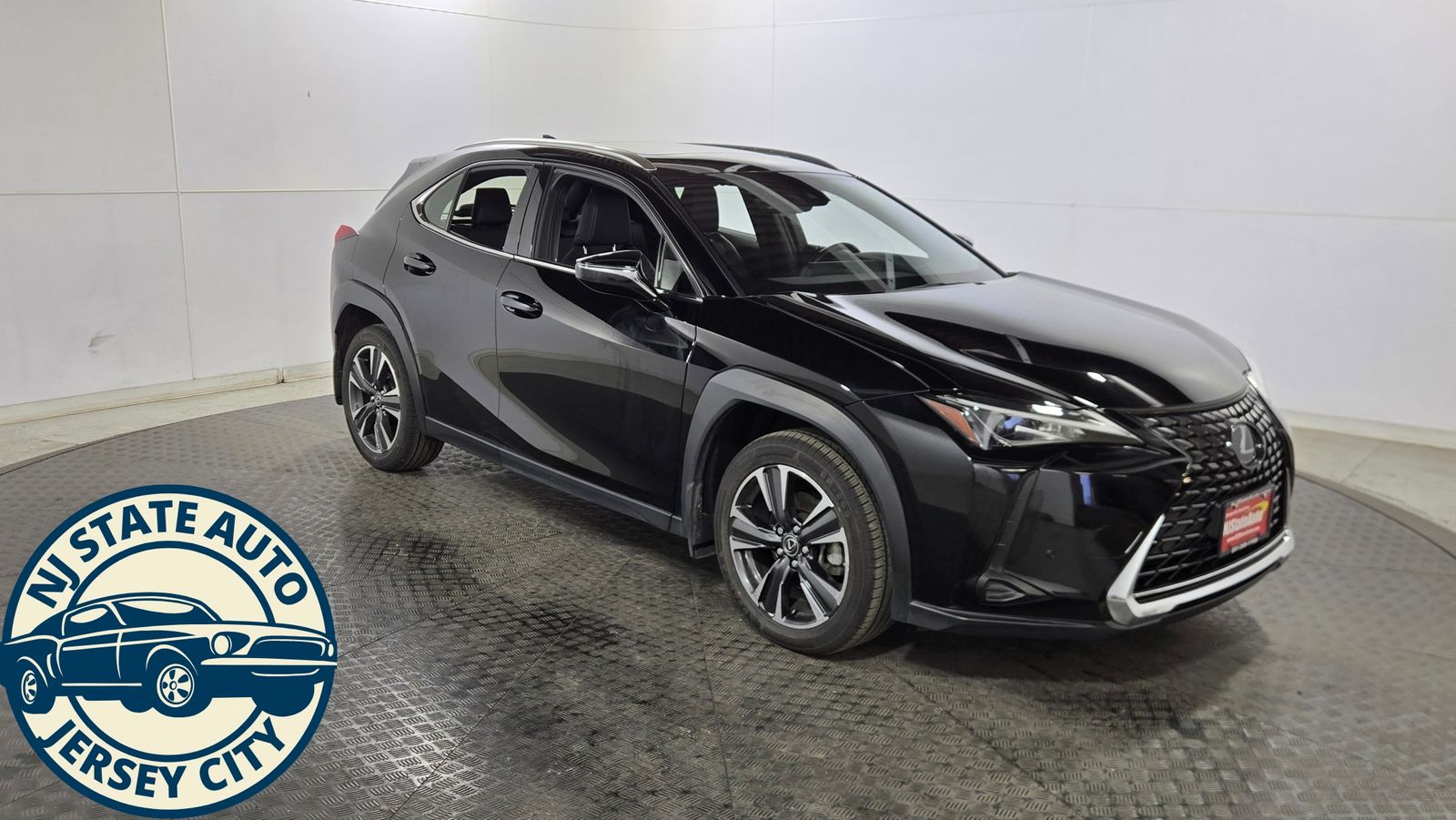 Black (Obsidian) 2019 Lexus UX 200 Luxury FWD SUV / Crossover Front-Wheel Drive Continuously Variable Transmission