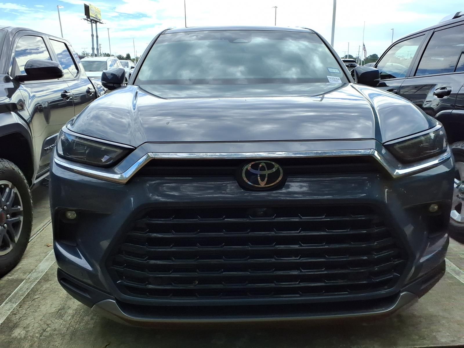 2025 Toyota Grand Highlander Limited White at Gullo Toyota