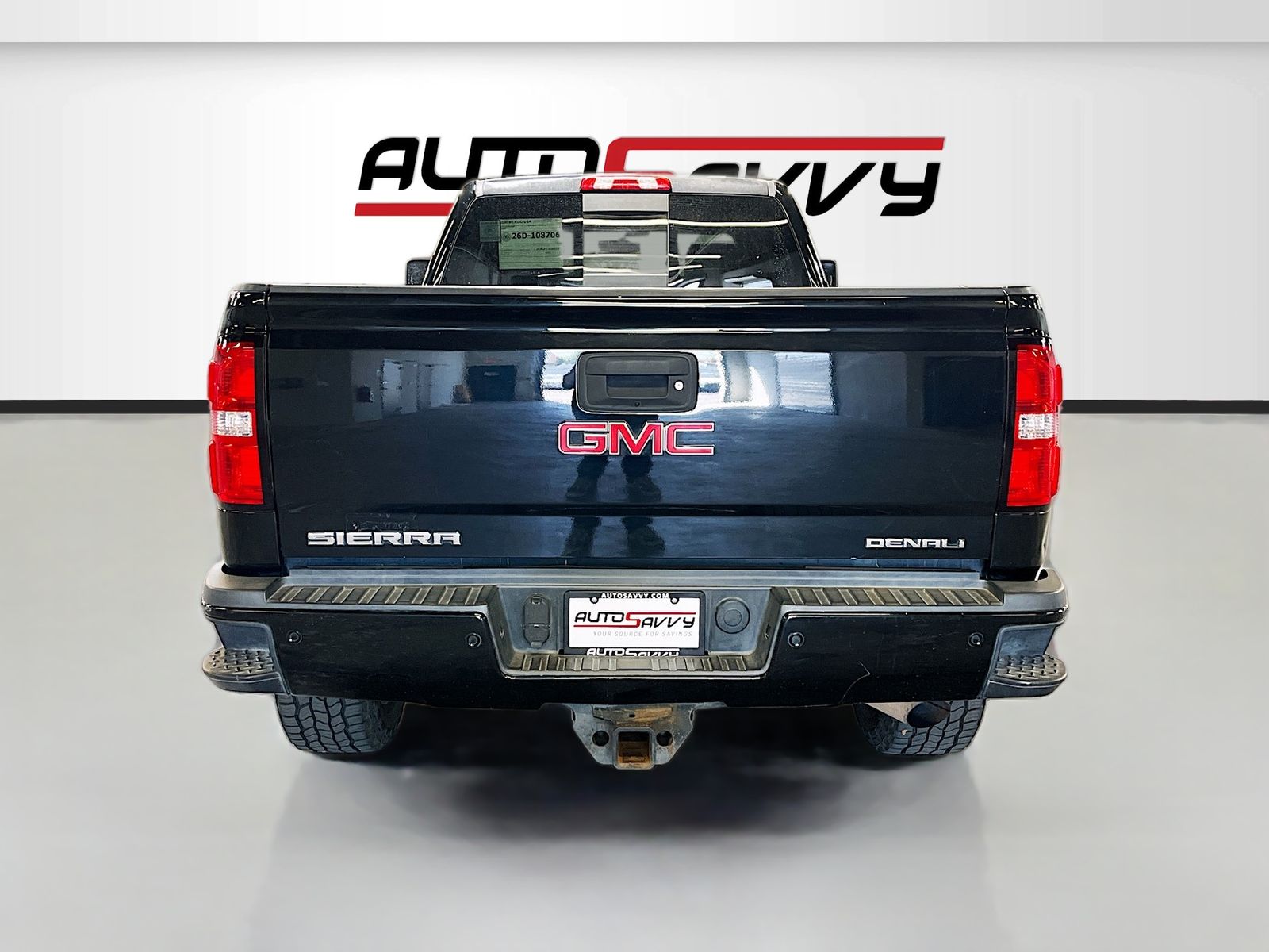 Used 2016 Black GMC Denali image 6