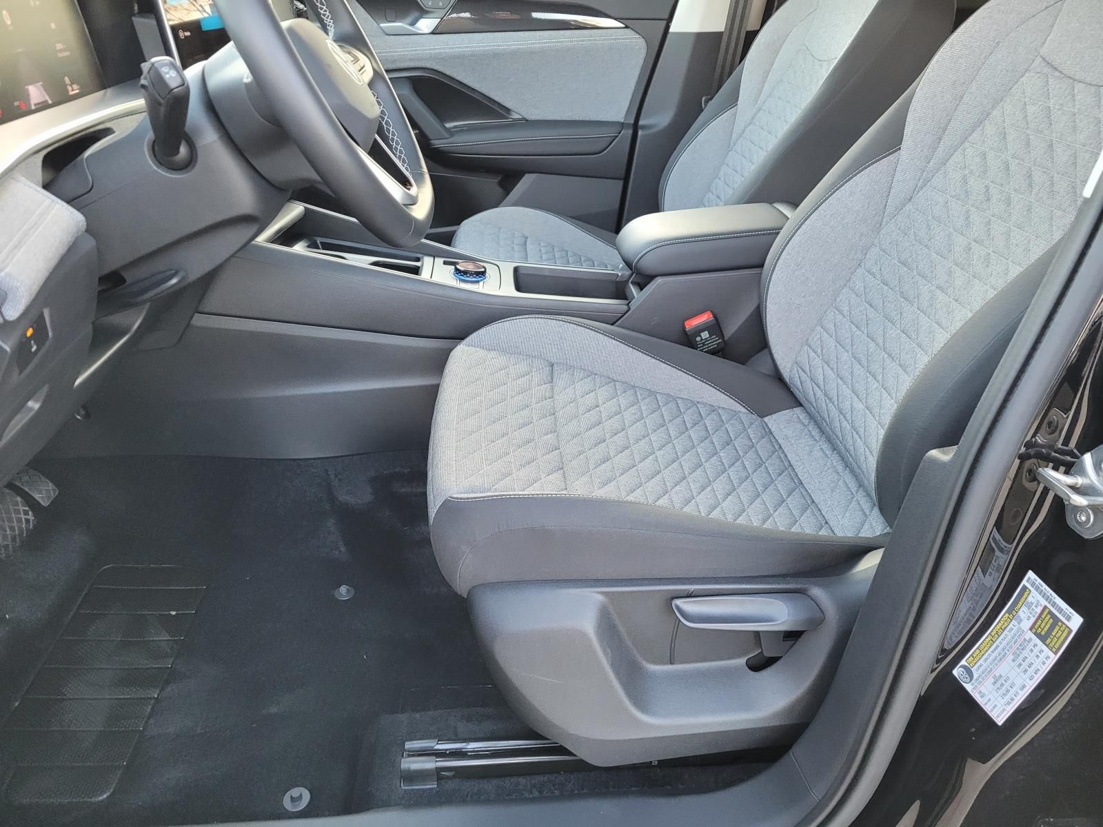 used 2025 Volkswagen Tiguan car, priced at $24,580