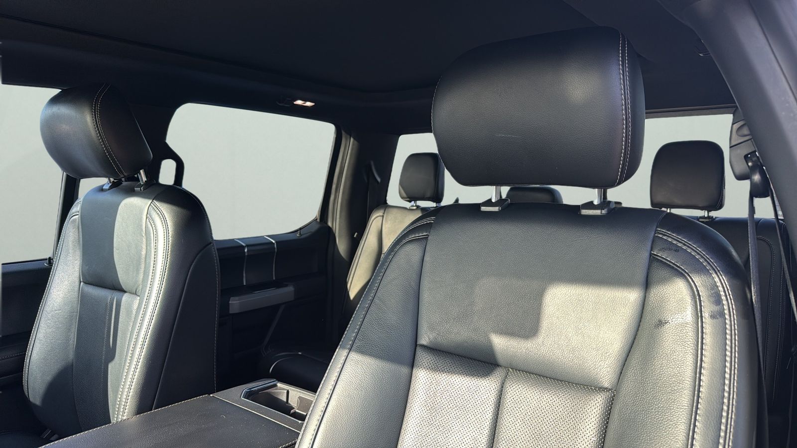 Used 2019 Gray Ford Lariat image 10