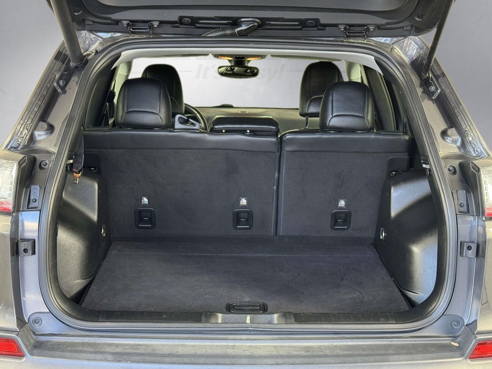 Used 2019 Gray Jeep Trailhawk image 22