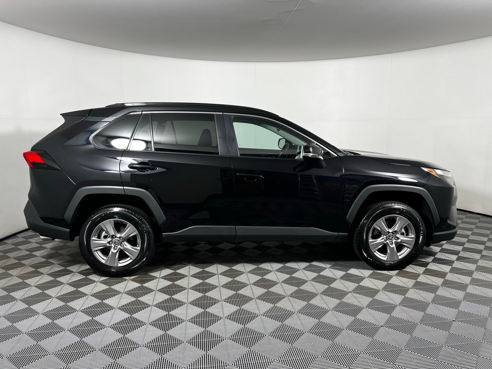 2024 Toyota RAV4 XLE 4