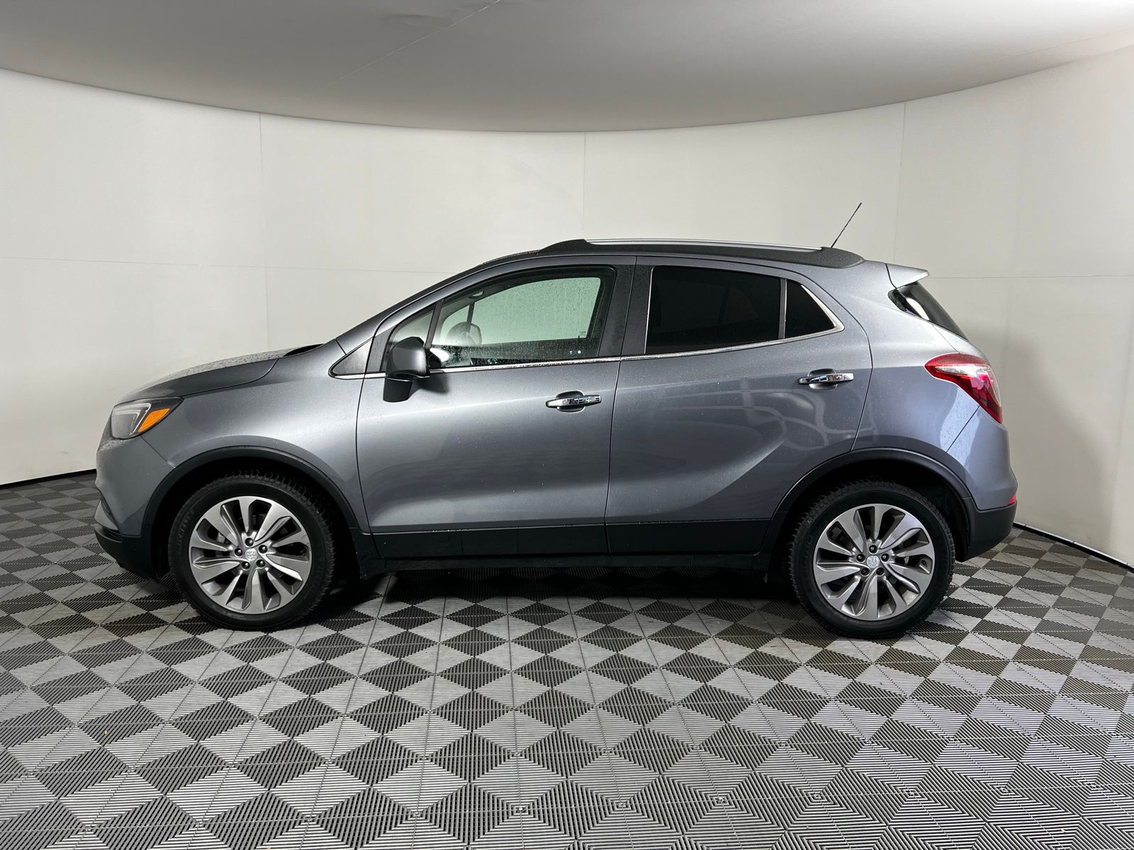 Thumbnail: 2020 Buick Encore - 8