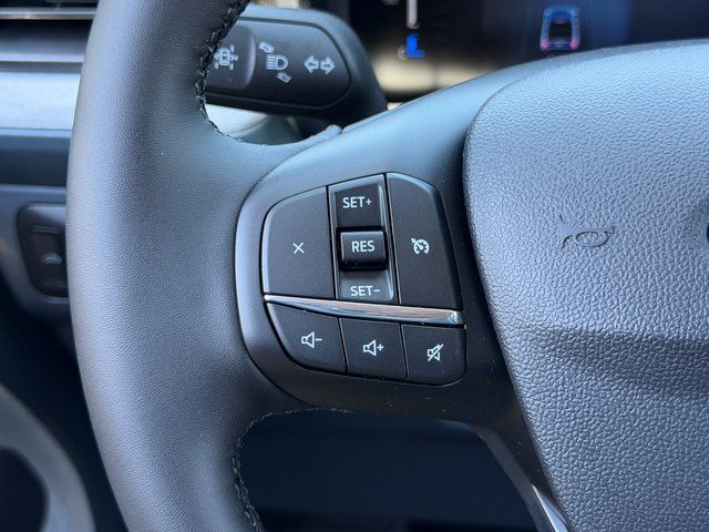New 2026 Shadow Black Ford XLT image 32