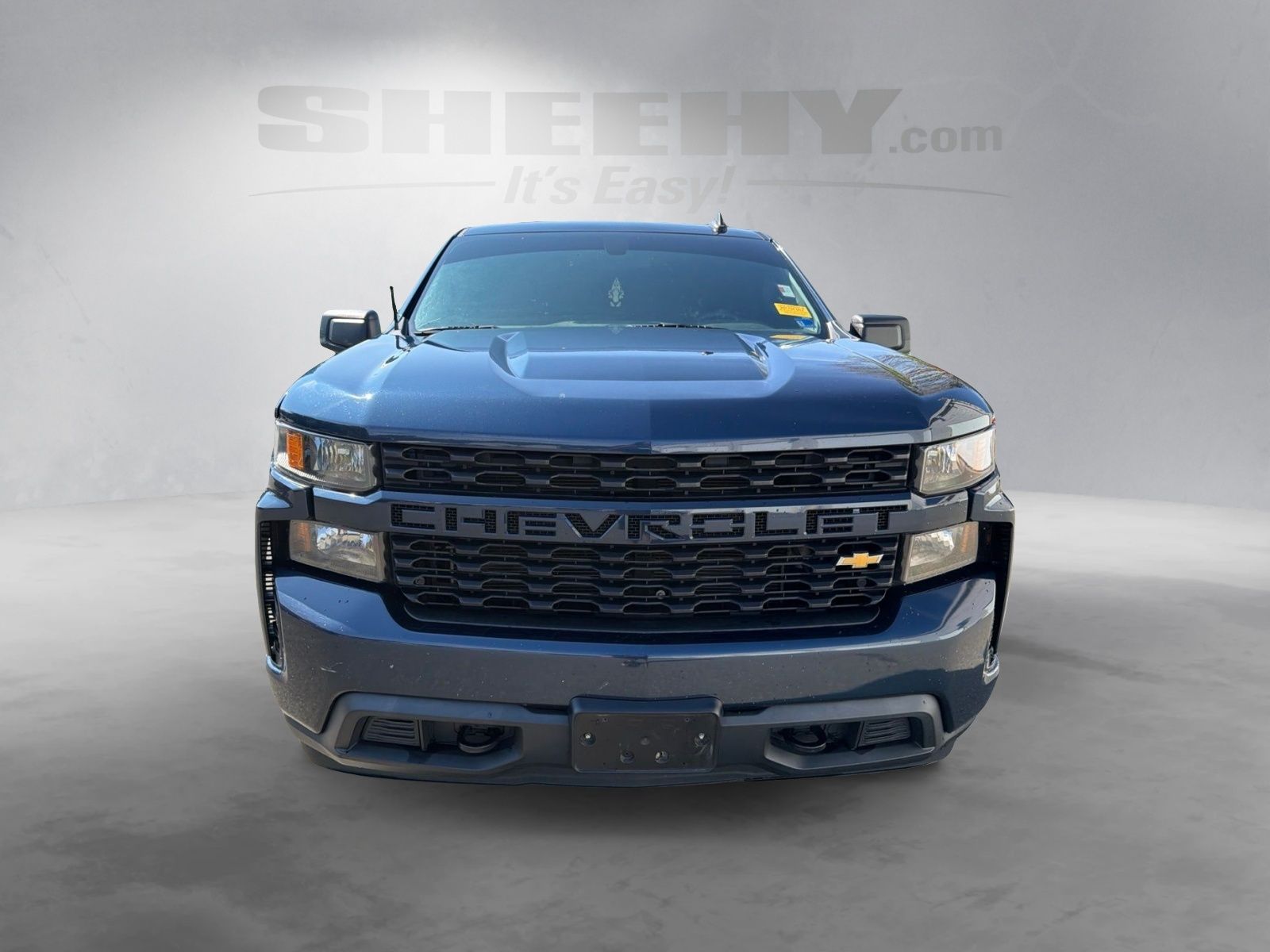 Used 2020 Blue Chevrolet Custom image 14