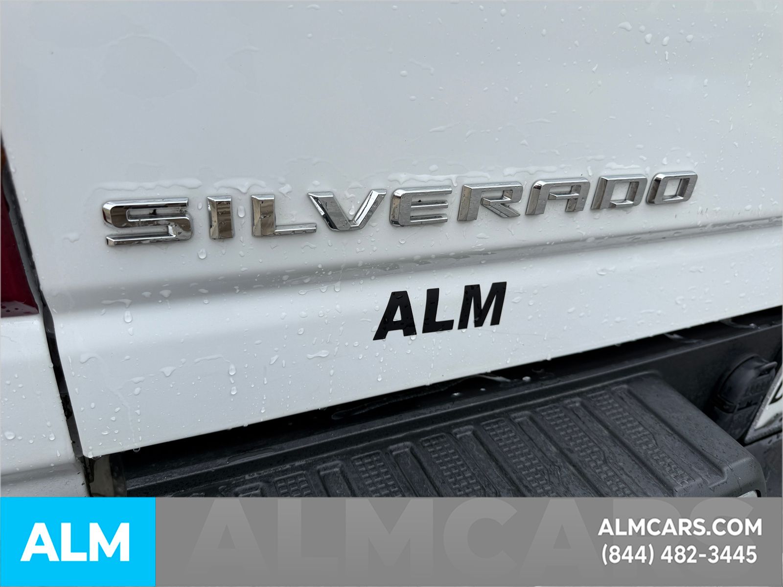 Used 2022 White Chevrolet LT image 10