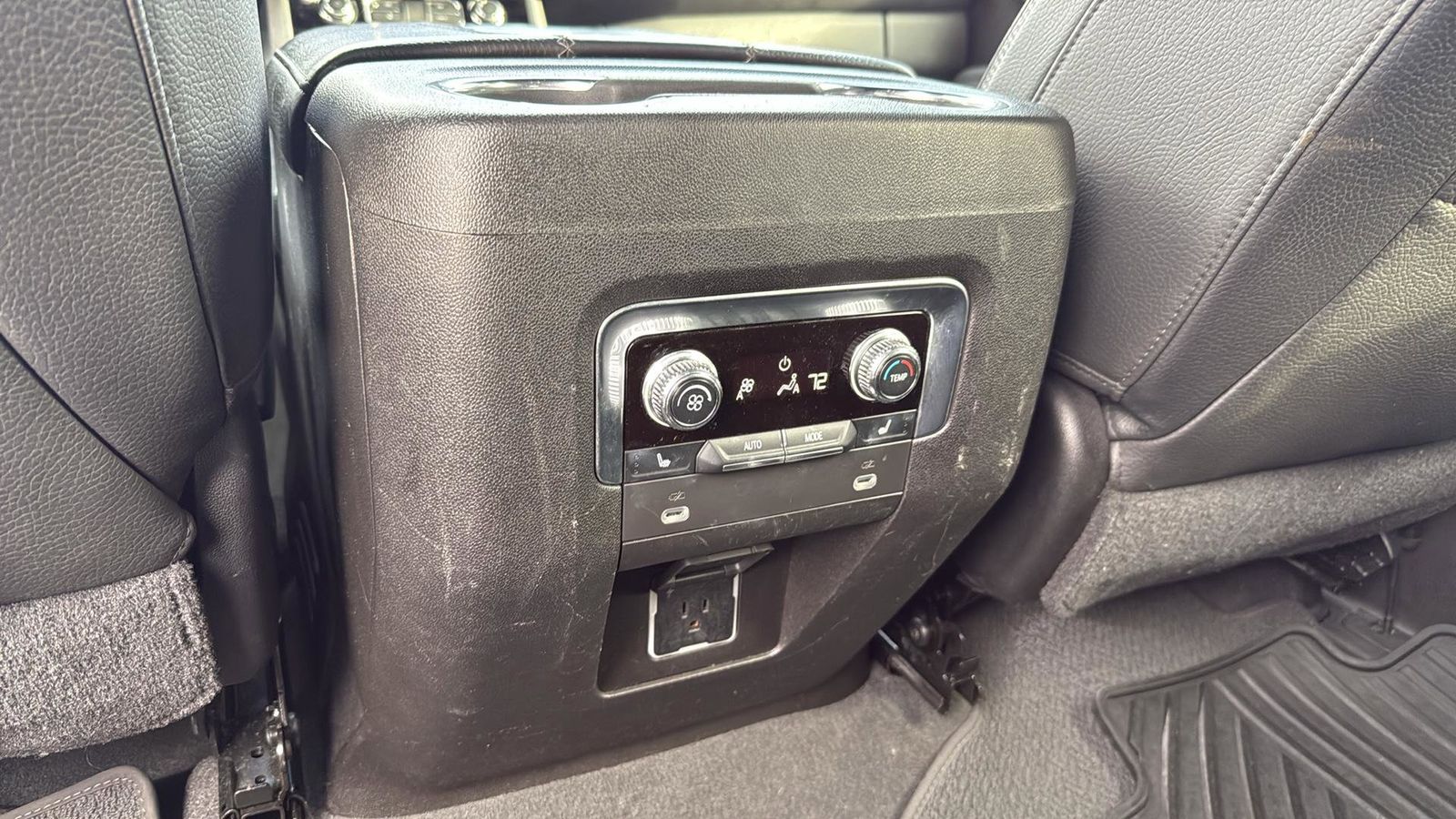 Used Car 2021 Gmc Yukon Xl  Denali For Sale Under $50,000 In Austin, Texas