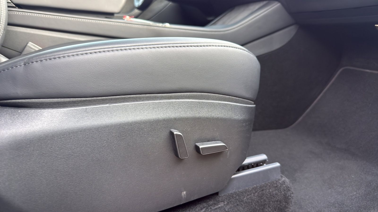 Used Car 2022 Tesla Model Y  Long Range For Sale Under $35,000 In Austin, Texas
