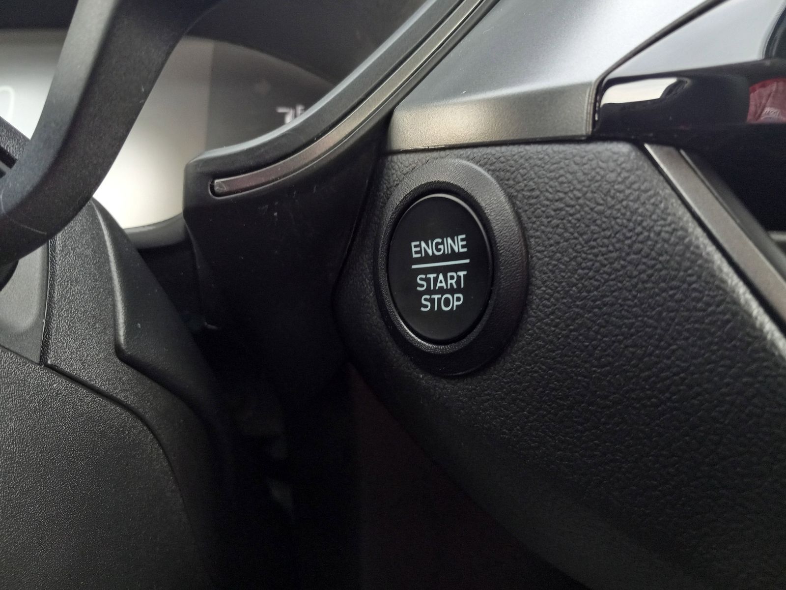 2024 Ford Escape image 25