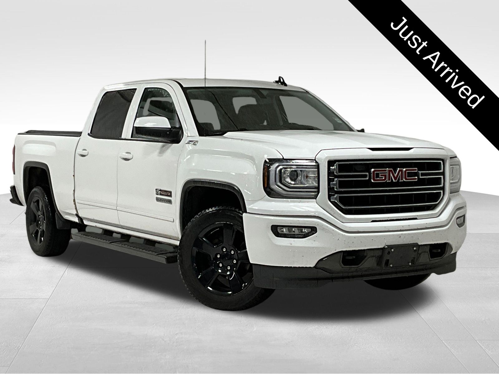 Summit White 2017 GMC Sierra 1500 SLE Crew Cab 4WD Pickup Truck Four-Wheel Drive 6-Speed Automatic Overdrive