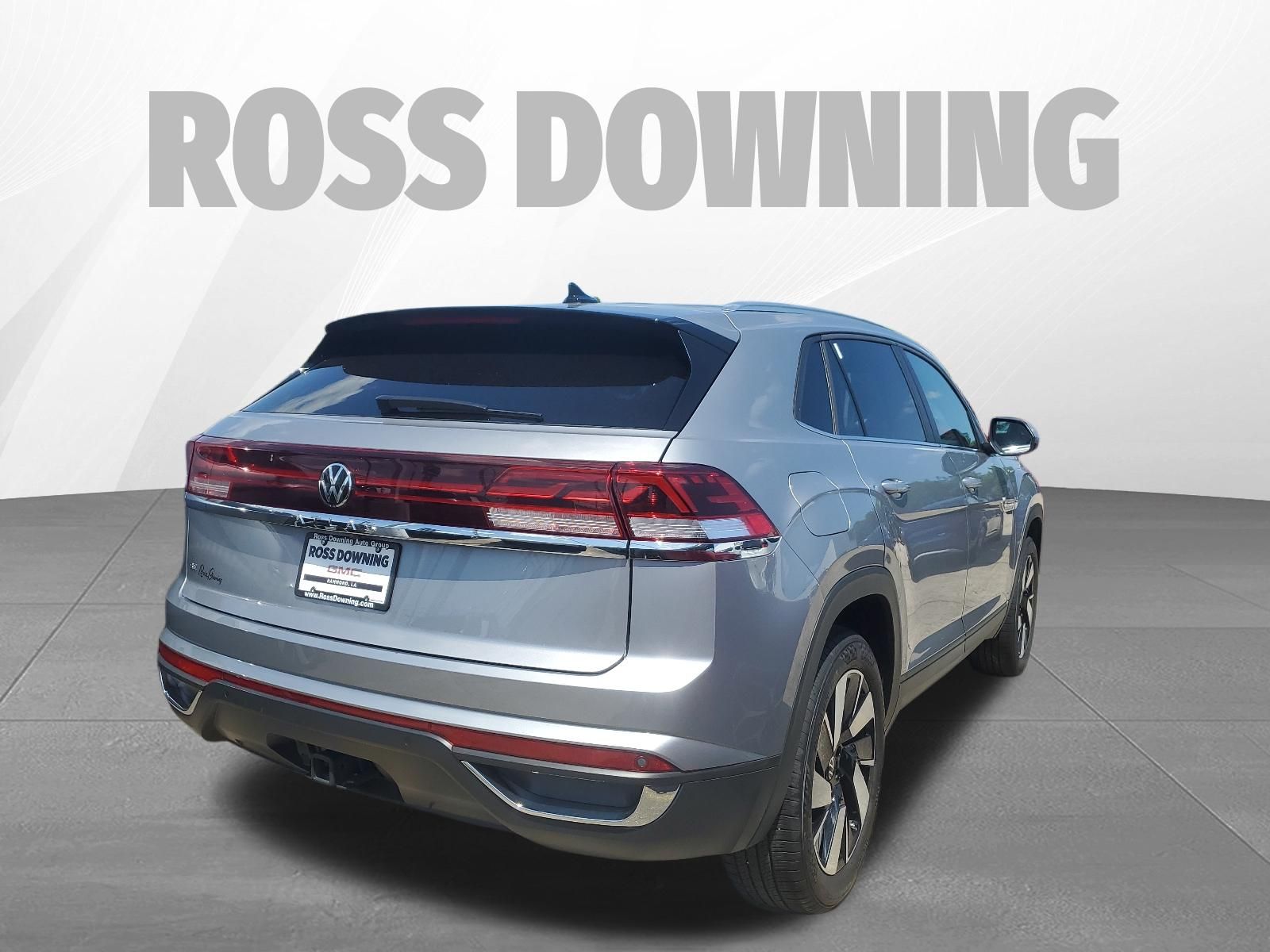 2025 Volkswagen Atlas Cross Sport 2.0T SE w/Technology - 3