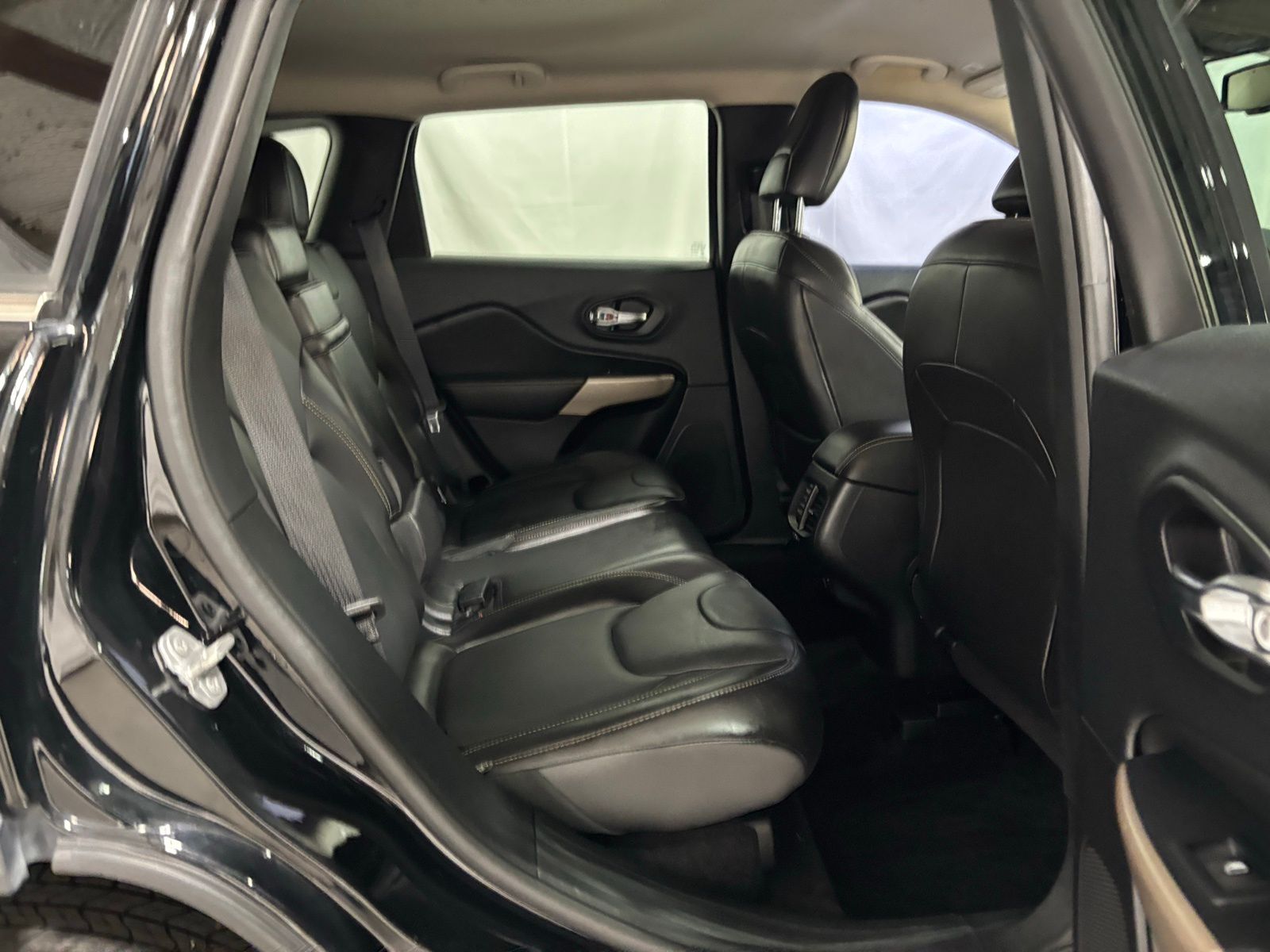 Used Car 2018 Jeep Cherokee  Limited For Sale Under $20,000 In Austin, Texas