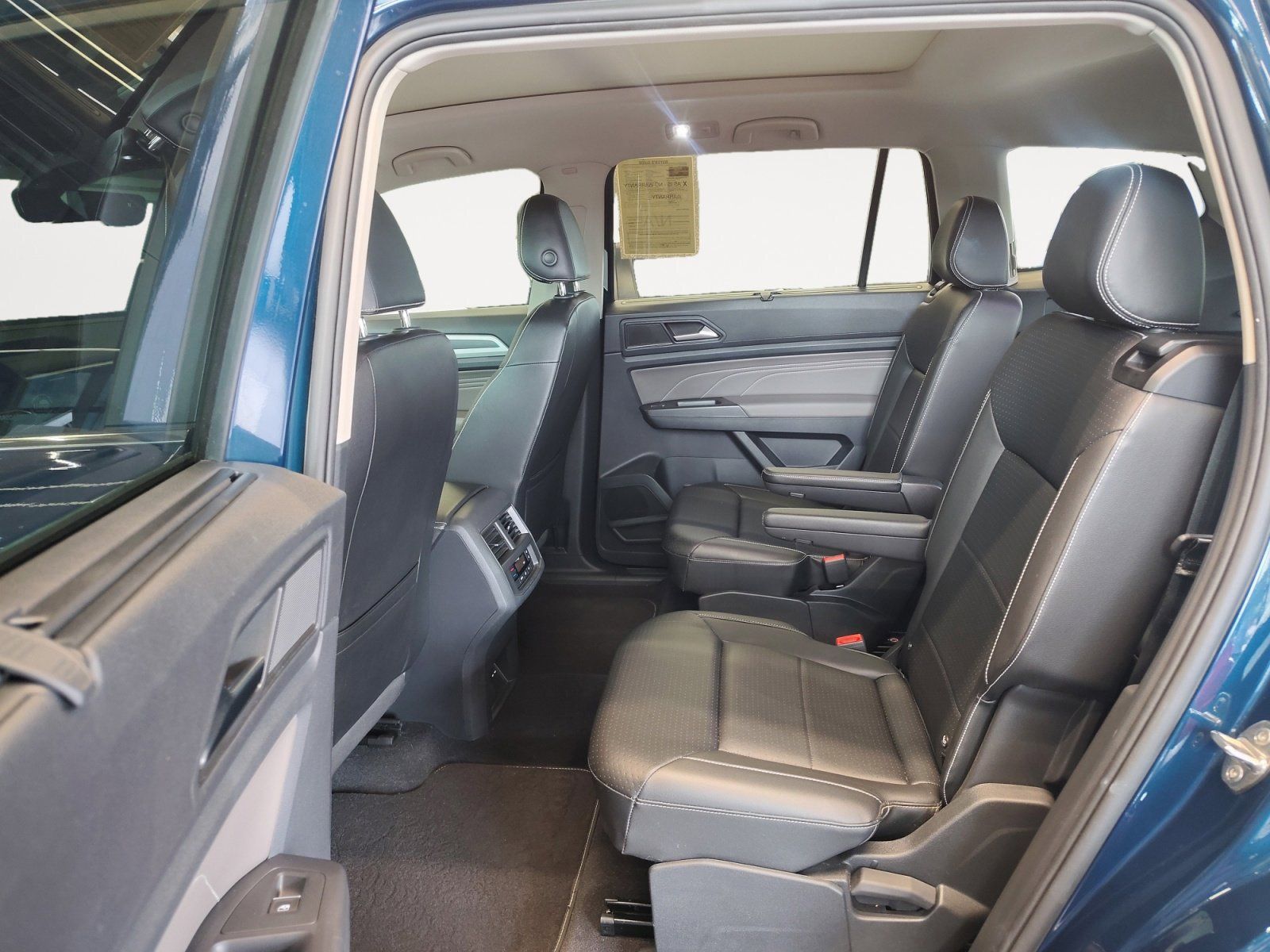 Used Car 2022 Volkswagen Atlas  3.6l V6 Sel R-line For Sale Under $30,000 In San Antonio, Texas
