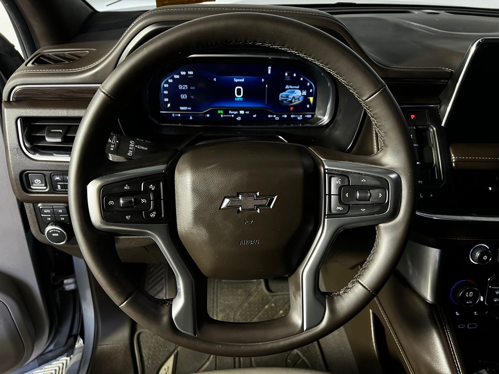 Thumbnail: 2024 Chevrolet Tahoe - 9
