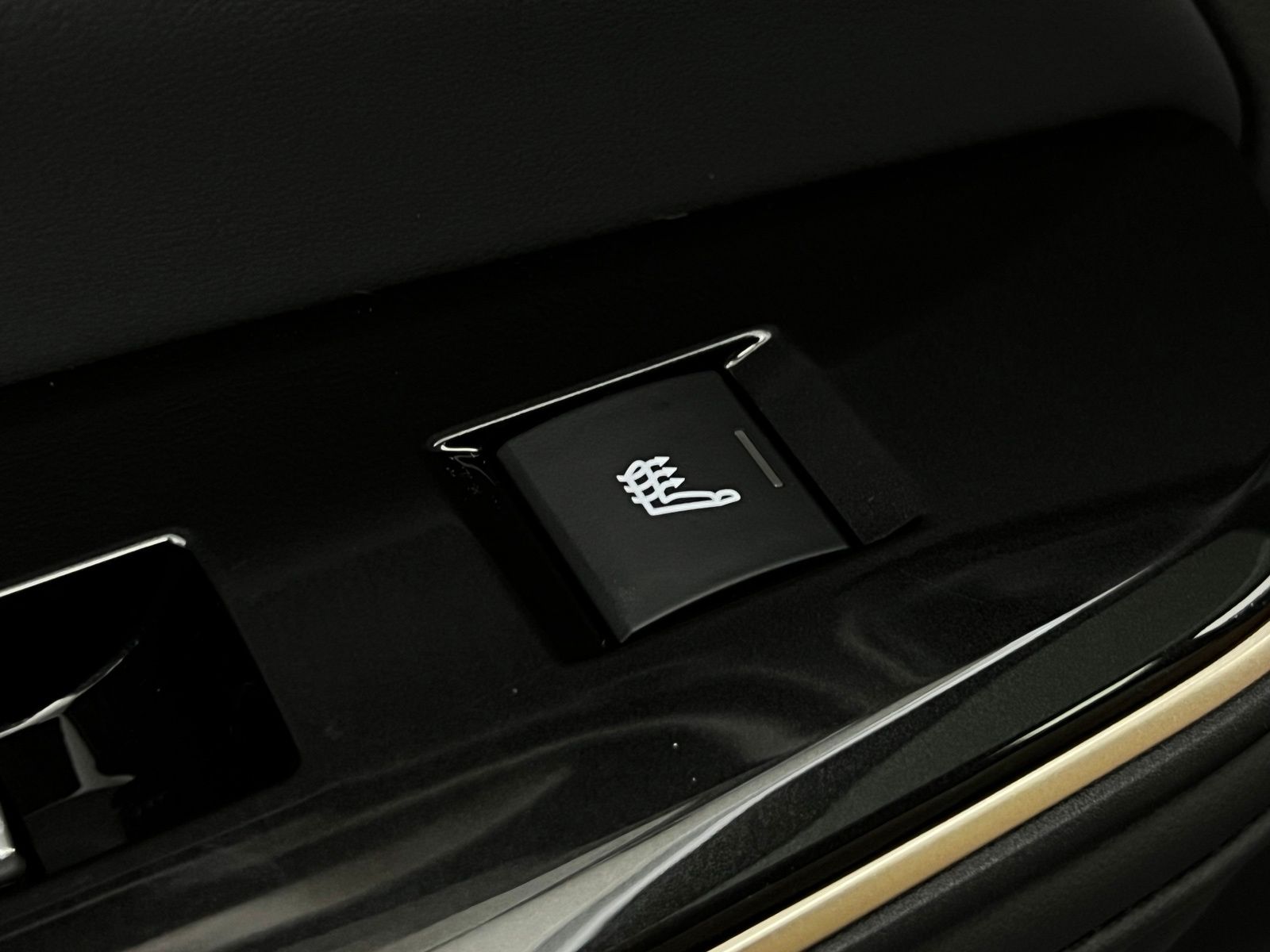 Thumbnail: 2026 Toyota Crown Signia - 27