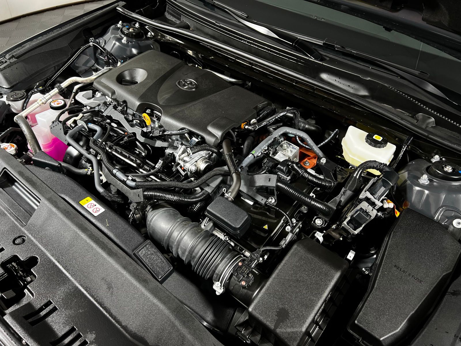 Thumbnail: 2025 Toyota Camry - 11