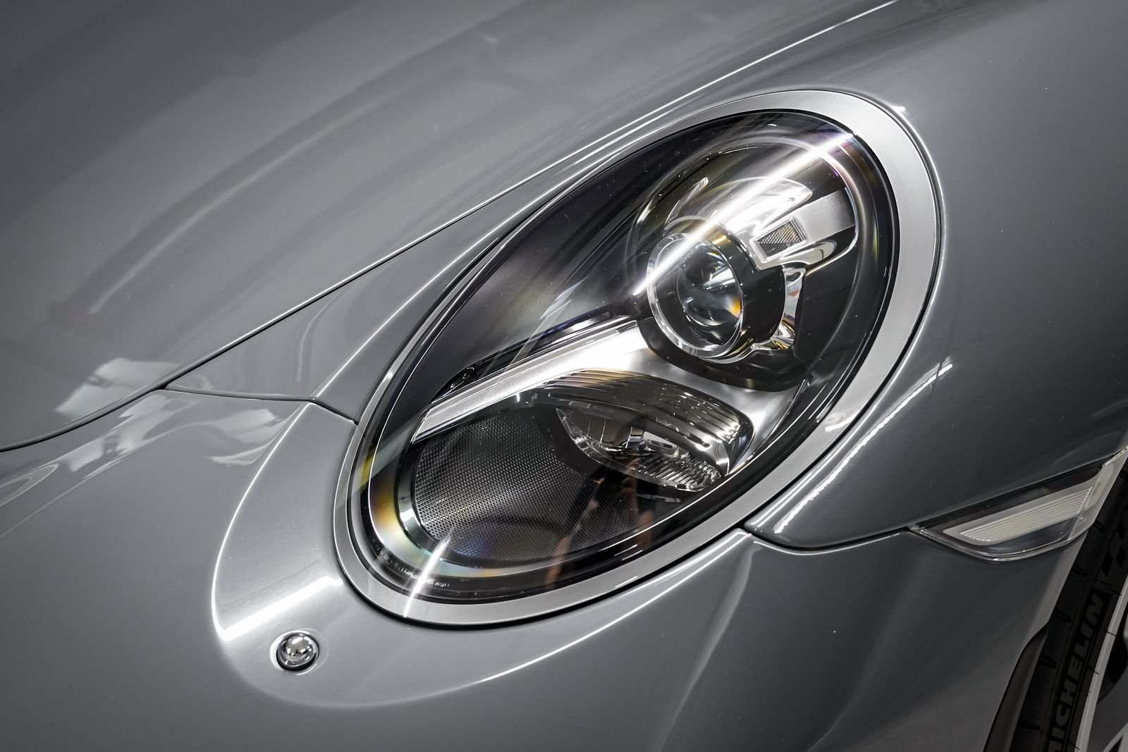 2018 Porsche 911 GT3 — photo 31